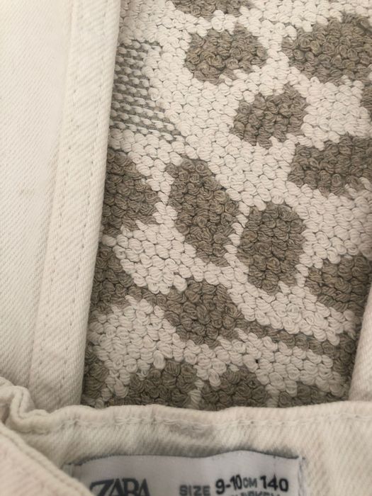 Куртка на девочку,новая на 7-8лет