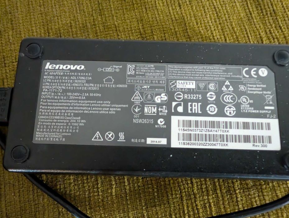 Incarcator Lenovo 135W 20V