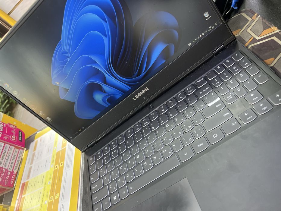Lenova legion y530