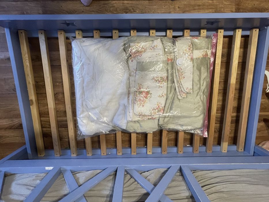 Кровать домик детская