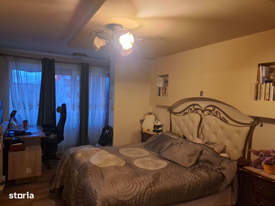 Apartament 3camere Craiovita,75 mp,3/10 cu lift