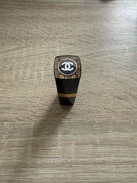 Vând ruj Chanel Coco Flash nuanță 106 Dominant Original