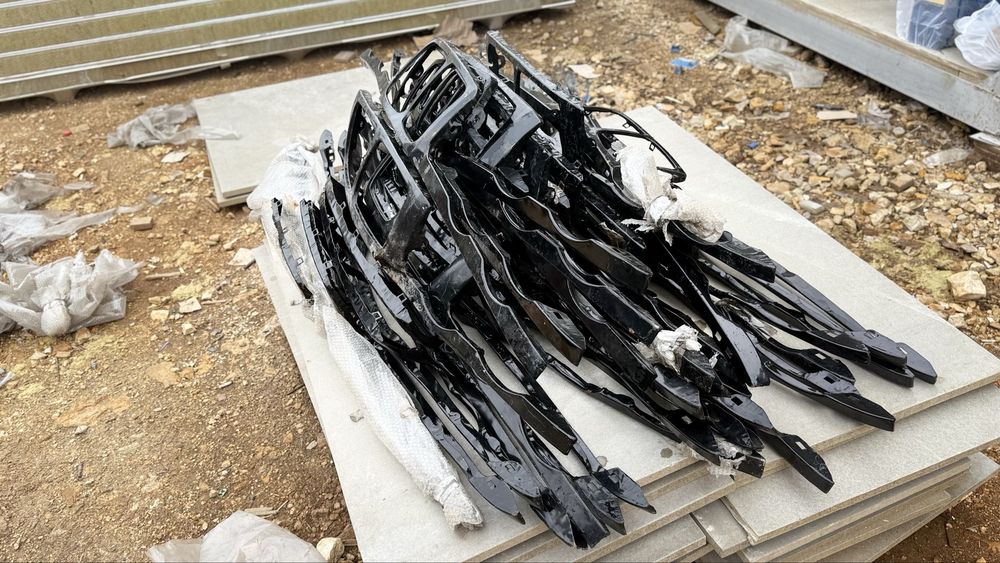 Ласточка (сабля) передный Bmw E34