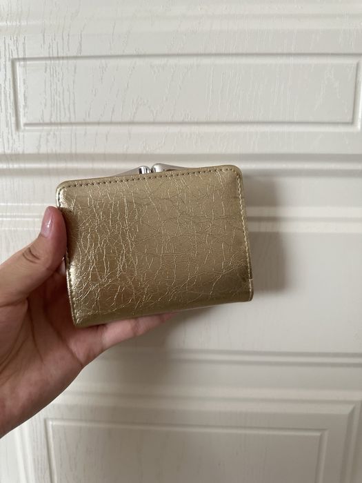 Кошелек золотой компактный