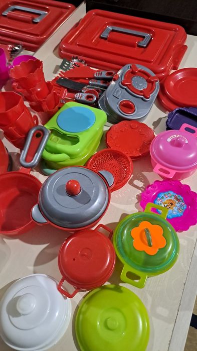Продаётся детская посуда