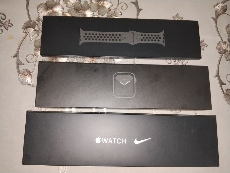 Apple Watch 8 series