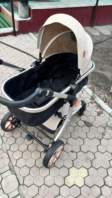 Продам детскую коляску