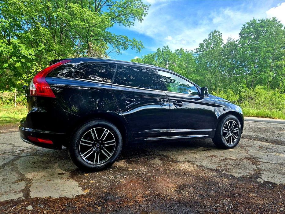 VOLVO XC60 2017 — imagine 3