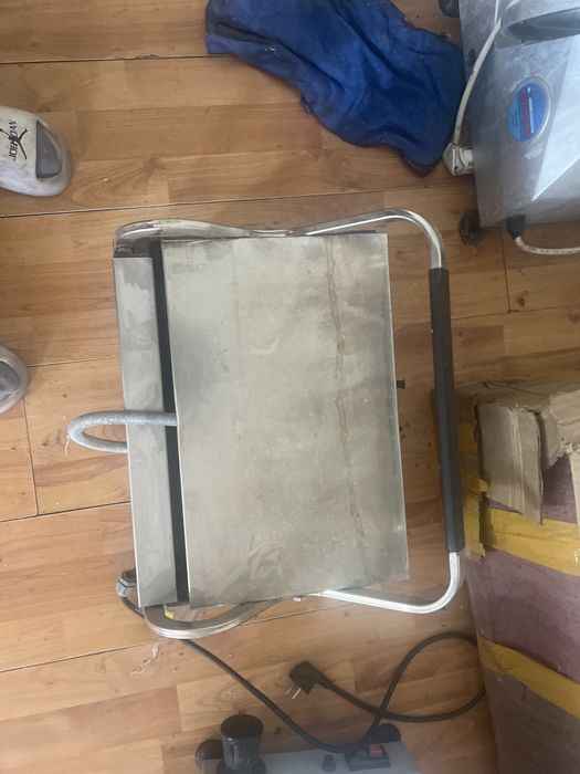 2 сластера и один зажим для сэндвичей