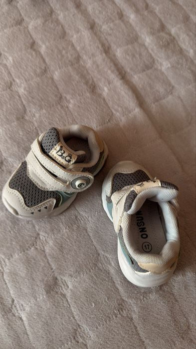 Обувь для малыша до 6 месяцев