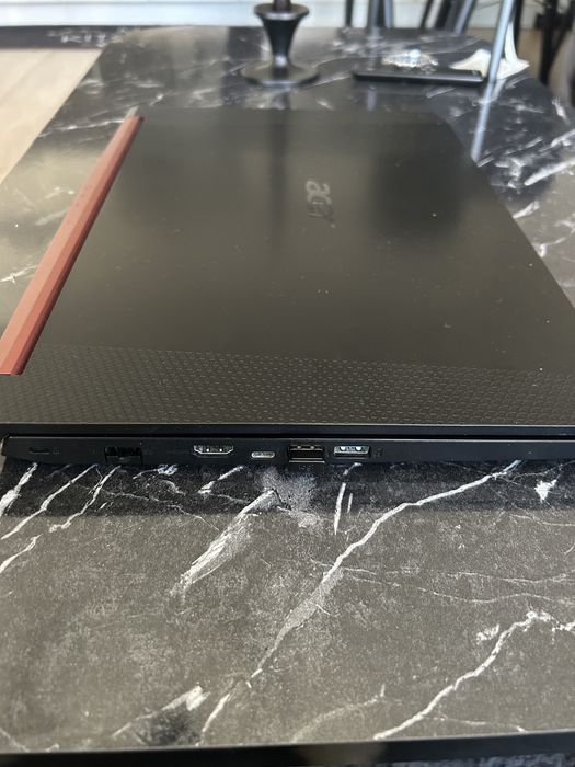 Acer Nitro AN515-43 – Ryzen 5 / 24GB RAM / SSD + 1TB HDD / RX 560X 4GB