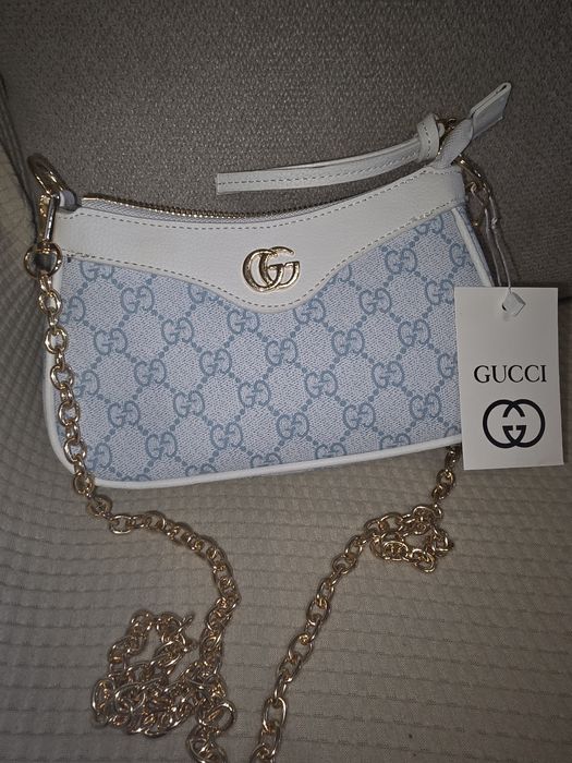 Gucci- синя чанта