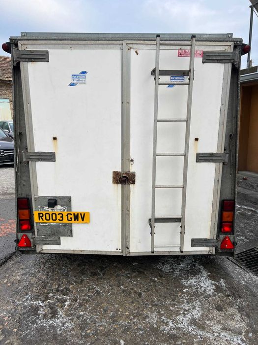 Затворено Ремарке 3500кг Ифор Уилямс Ifor Williams Box Нов Внос Англия