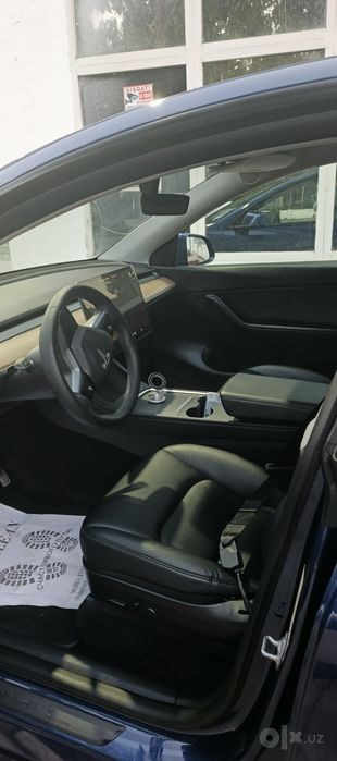 Tesla model Y 350km yuradi