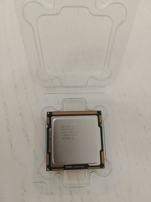 Продается Процессор Intel I3 - 550 3.20GHZ/4Ядра