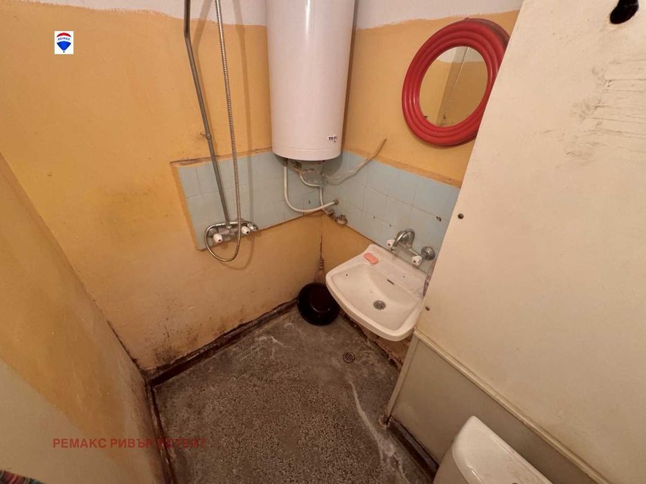 Продава се Двустаен апартамент в Русе, Чародейка - Юг - 62 кв.м за 902 €/кв.м - Снимка #9