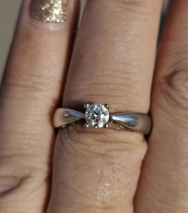 Бриллиант 4.5мм 585проба