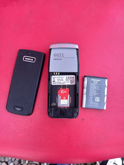 Vând Nokia 6021 pt Pasionați sau Colecționari