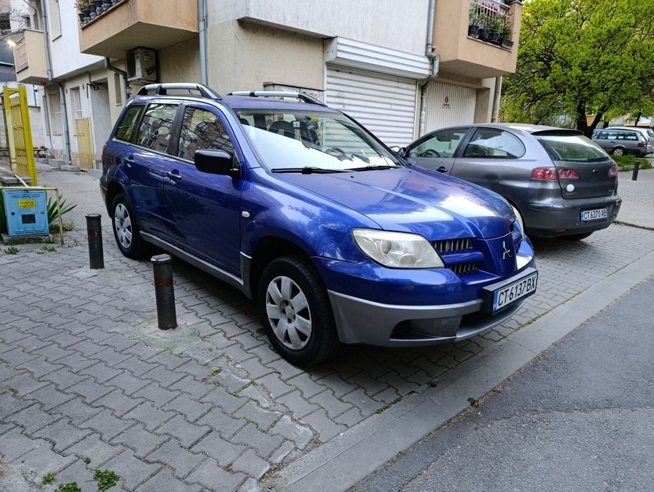 Mitsubishi outlander 2005 г. 2.0, газ
