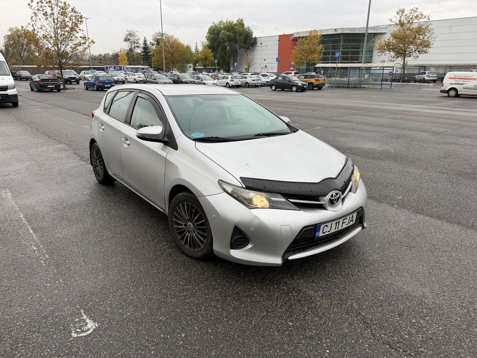 TOYOTA Auris 2014 — imagine 3