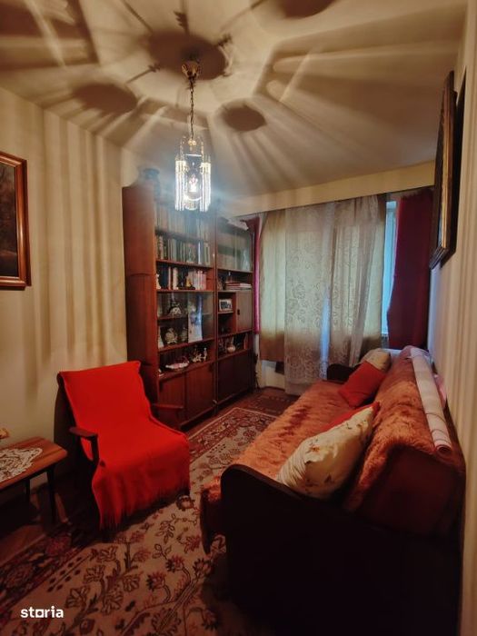 4 camere spatioase, 85 mp, 2 bai – mobilat, zona Spitalul Sf. Ioan
