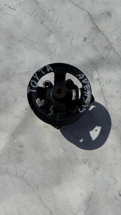 Хидравлична Помпа Toyota Avensis T250 /2003-2009г.