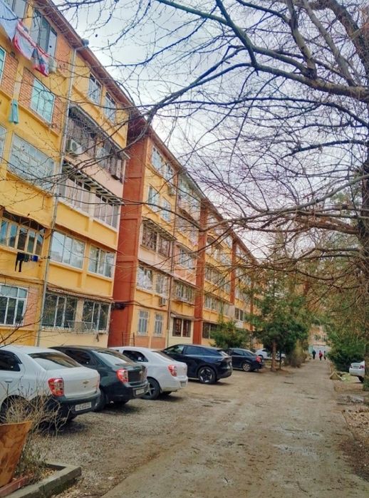 Квартира Сотилади. 2 хона 3-этаж. Квартира продаётся 2 комнатная.