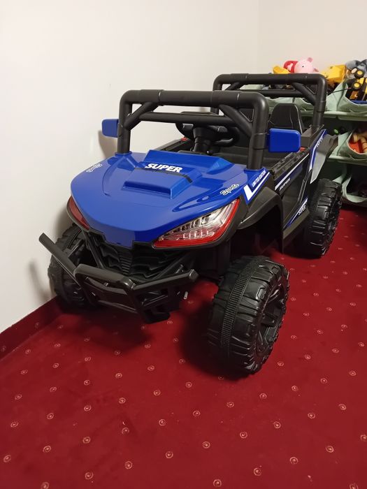 Vând mașină electrică pentru copii