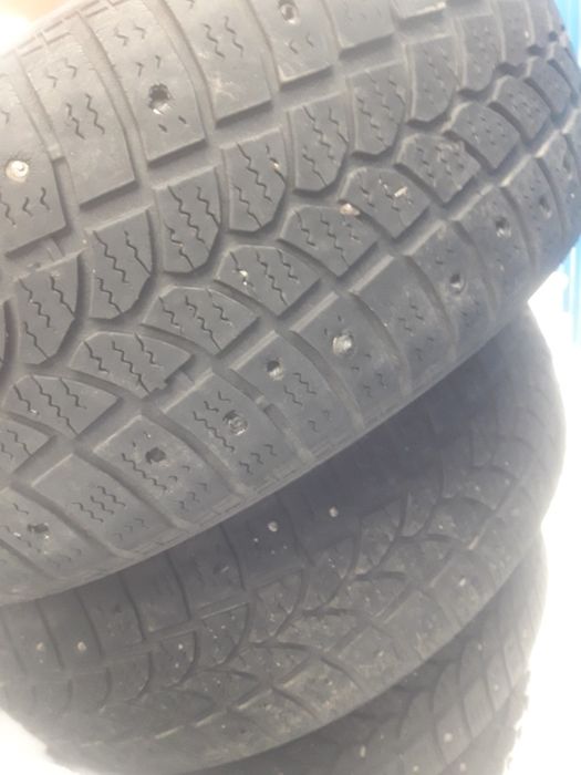 Продам комплект резины на 16