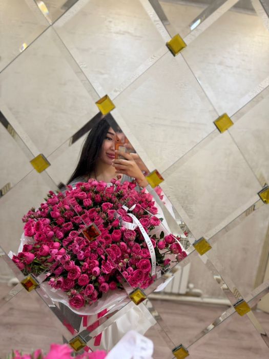 Большой кустовые розы букет