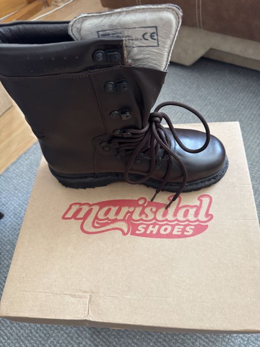 Bocanci militari vara-iarna