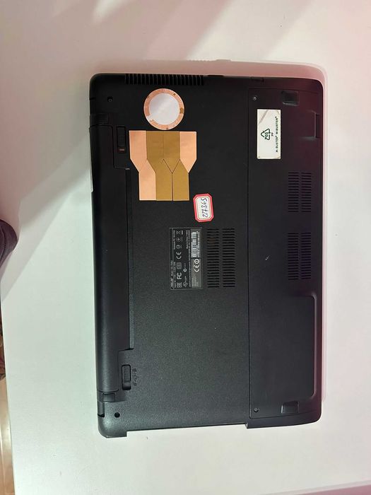 Laptop ASUS X550J – i7 / SSD / GTX 950M – DEFECT (Blue Screen)