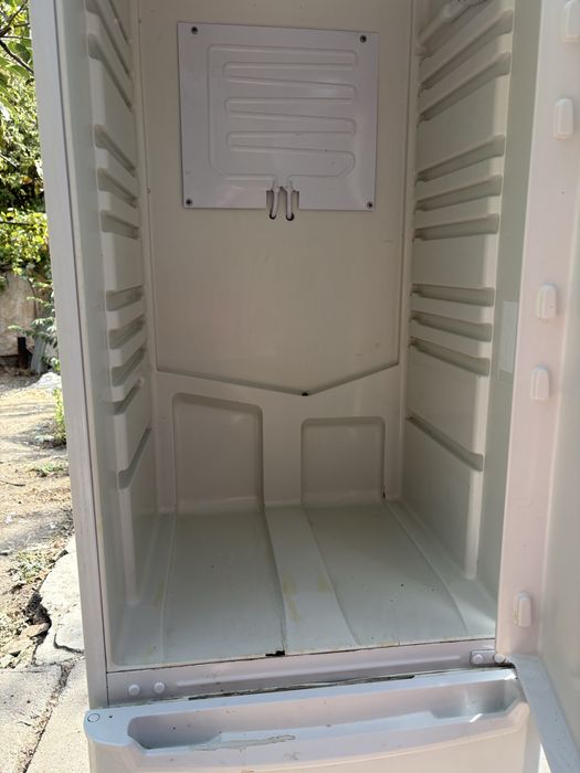 Продается холодильник срочно