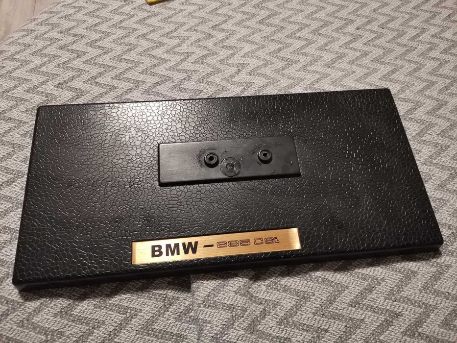 Поставка за модел автомобил BMW 635 csi,1:18