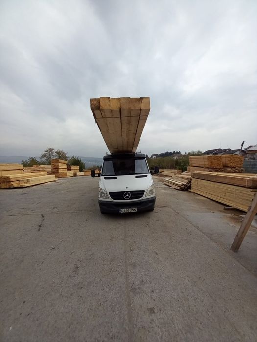 Vand scândură și grinzi