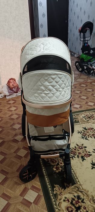Детский универсал коляска в хорошем состоянии
