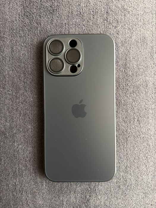 Vand husa iPhone 15 Pro Max Natural Titanium / Black Titanium