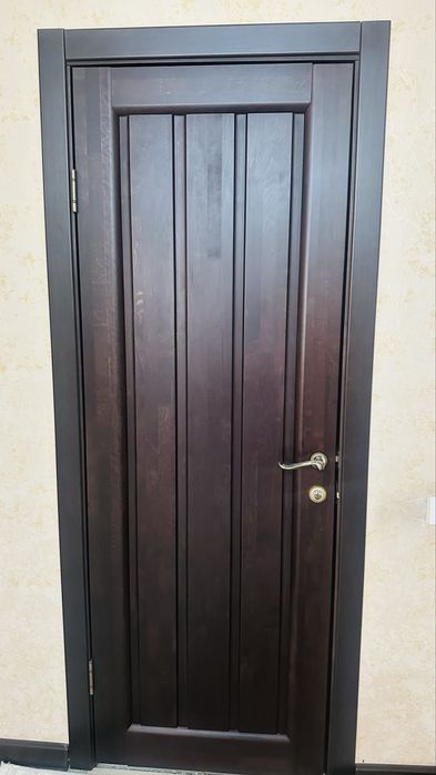 Продам двери в отличном состояний