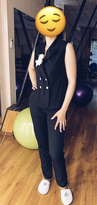 Женские брючные костюмы