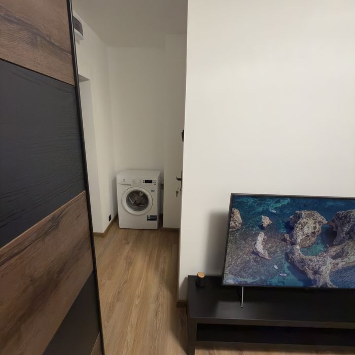 PROPRIETAR:  Titan, Garsoniera Renovata Complet - Mutare Imediata