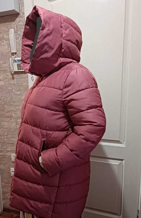 Продам пуховик в отличном состоянии