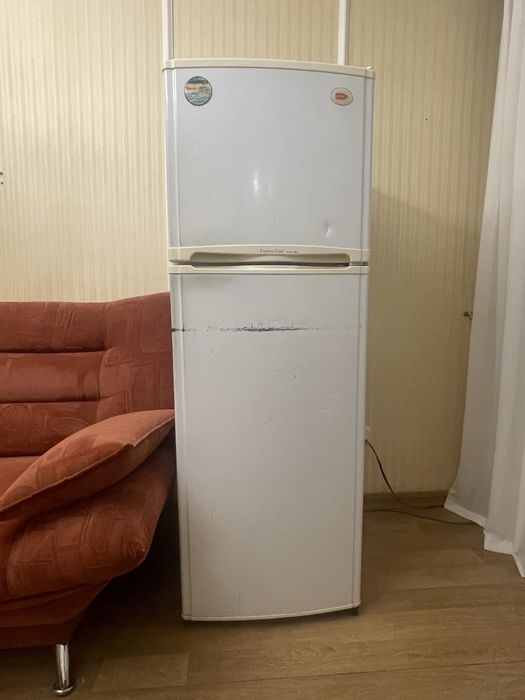 Холодильник LG рабочий