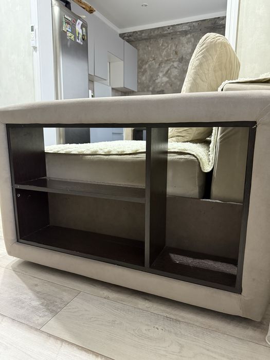 Продается диван 321