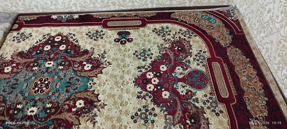 Продаётся ковёр 5*2,5  в отличном состоянии