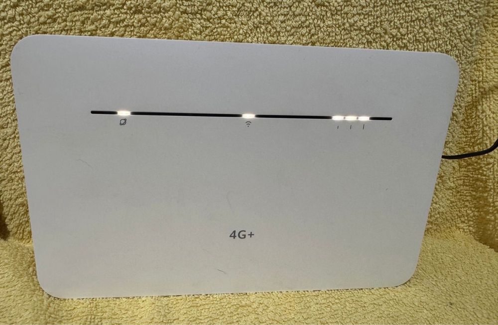 Router wireless cu slot SIM 4G+ Huawei B535-333  Decodat