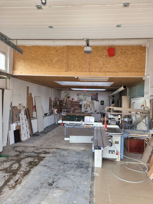 Spațiu Comercial Producție - 100 mp - Iezerului