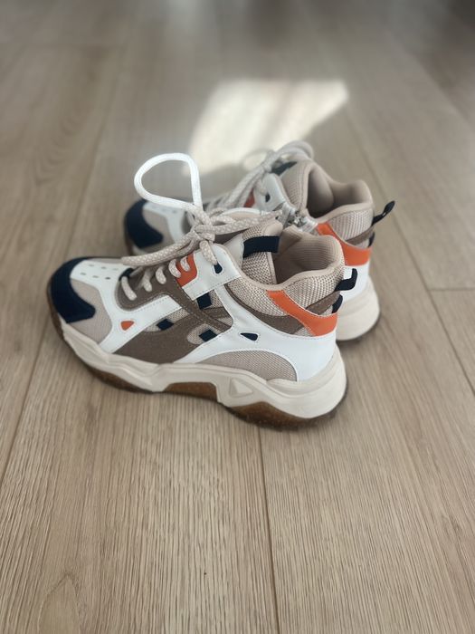 Маратонки с цип