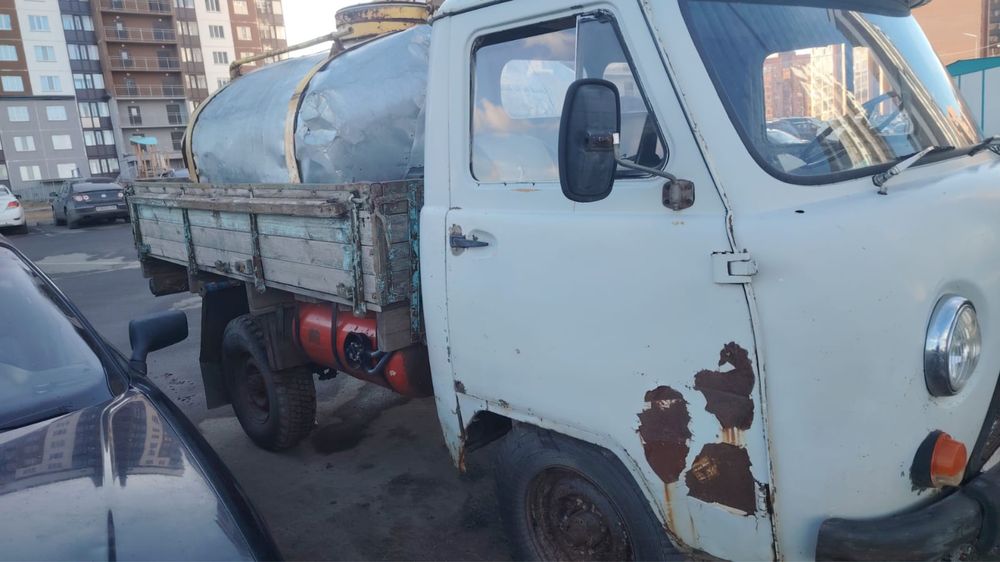 Продам Уаз с бочкой.