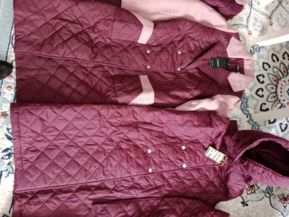 Продам куртки размер 42.44