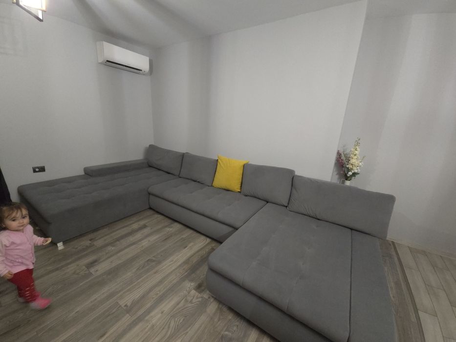 П-образен диван цвят графит